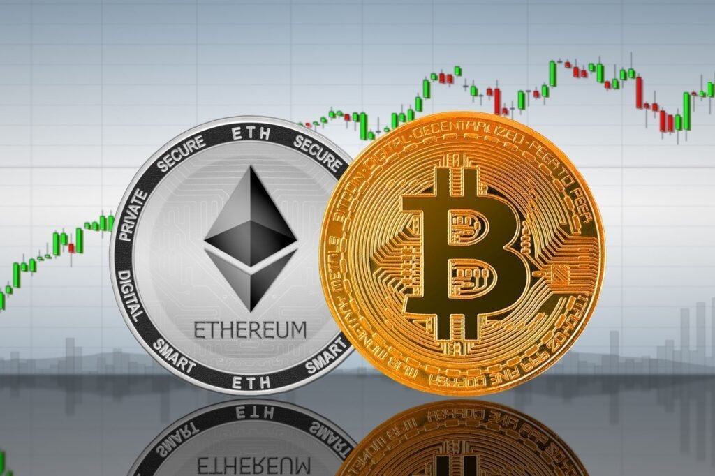 Liquidez de Bitcoin e Ether se recupera um ano após flash crash; altcoins ainda em risco